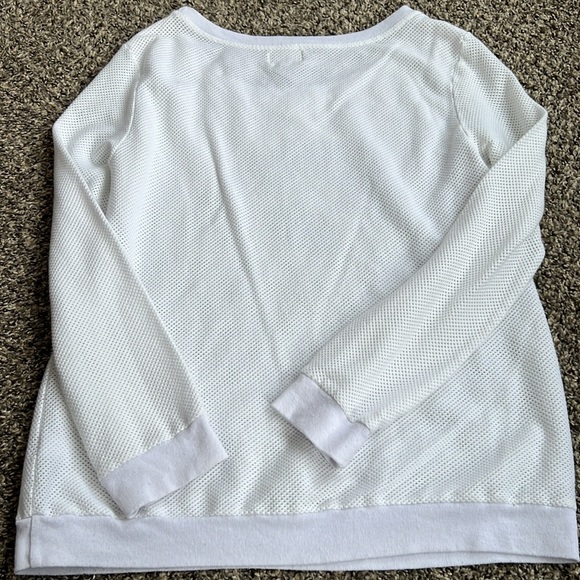 Stadium Chic Iowa Hawkeye Mesh Sweatshirt, White, Medium - Picture 5 of 5